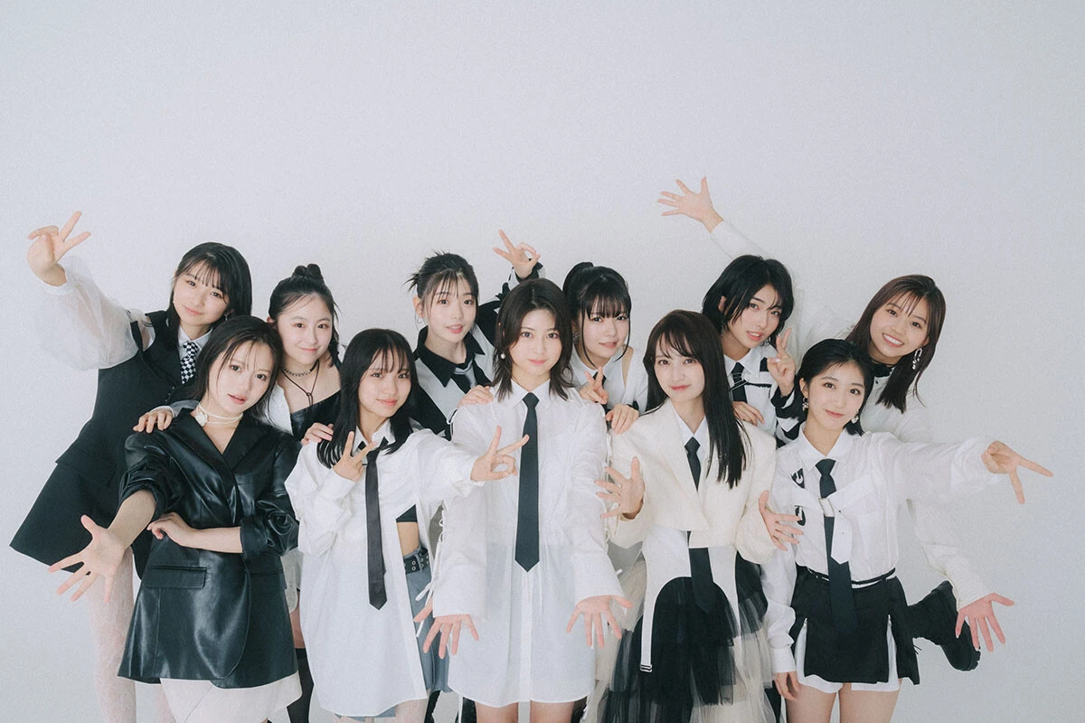 秋元康プロデュース「WHITE SCORPION」のALLY&CHOCO&MOMOが語る念願のデビュー!