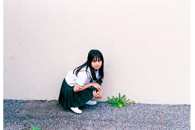 奥仲麻琴『RUN RUN まこと』（撮影／川島小鳥）