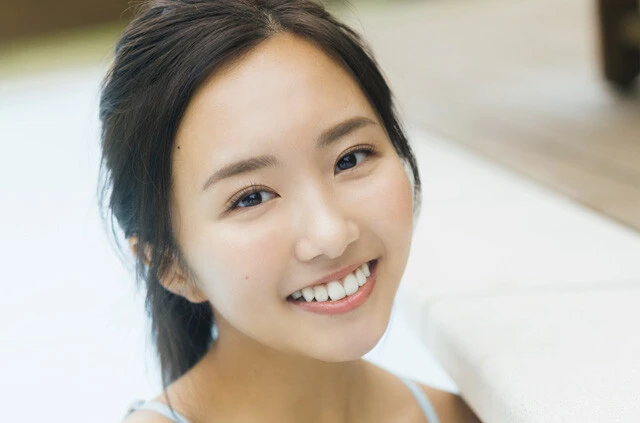 二刀流カリスマギャル・れいたぴが水着で週プレに初登場!「浮気がきっかけでオーディションを...」