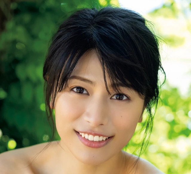 『ウマ娘』シンボリクリスエス役を熱演の春川芽生が週プレグラビアに水着で1年ぶりの登場！