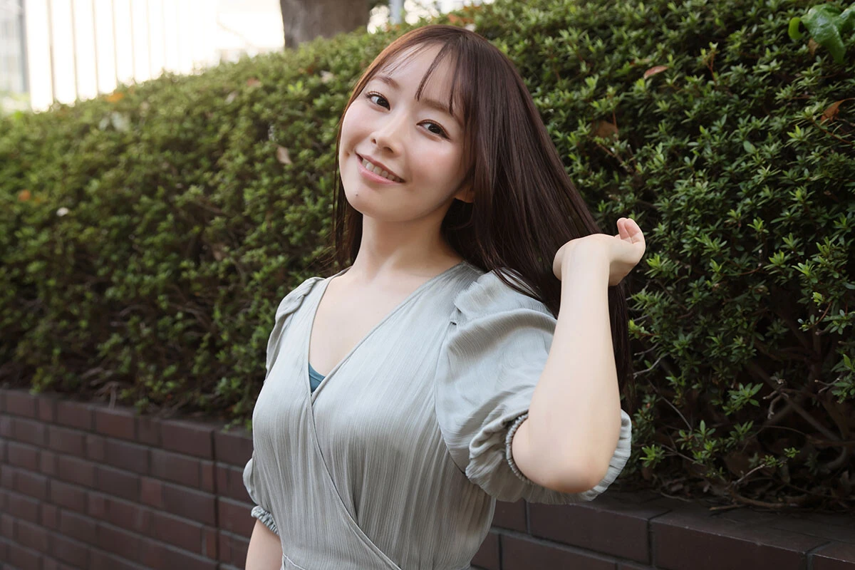 マッチングアプリ美女・上田 操が語る初グラビアの記憶「マッチングアプリの水着広告は女優になるためのウルトララッキーパンチ!」【初グラビア物語】