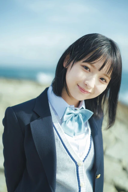 『週刊プレイボーイ』に水着グラビアで登場した一ノ瀬瑠菜