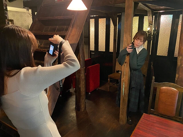 【デジタル限定】木戸衣吹＆石飛恵里花フォトブック～特装合本版～　価格:1760円（税込）