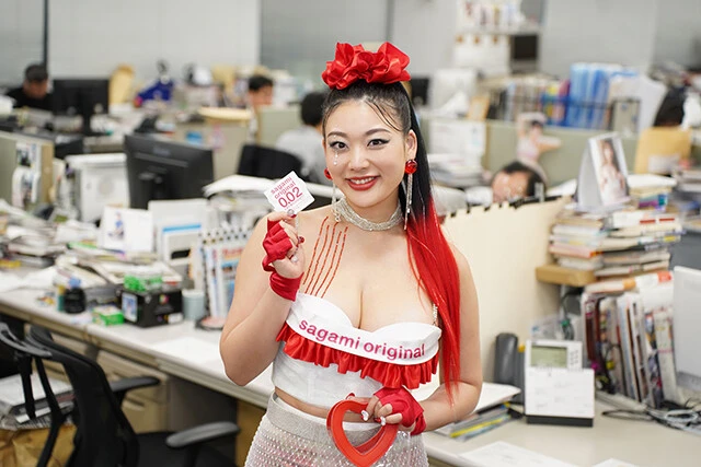 風吹ケイちゃんが『サガミオリジナル』をＰＲ