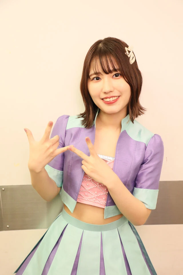 SKE48 Team KⅡの新公演でギター演奏を披露した青木莉樺