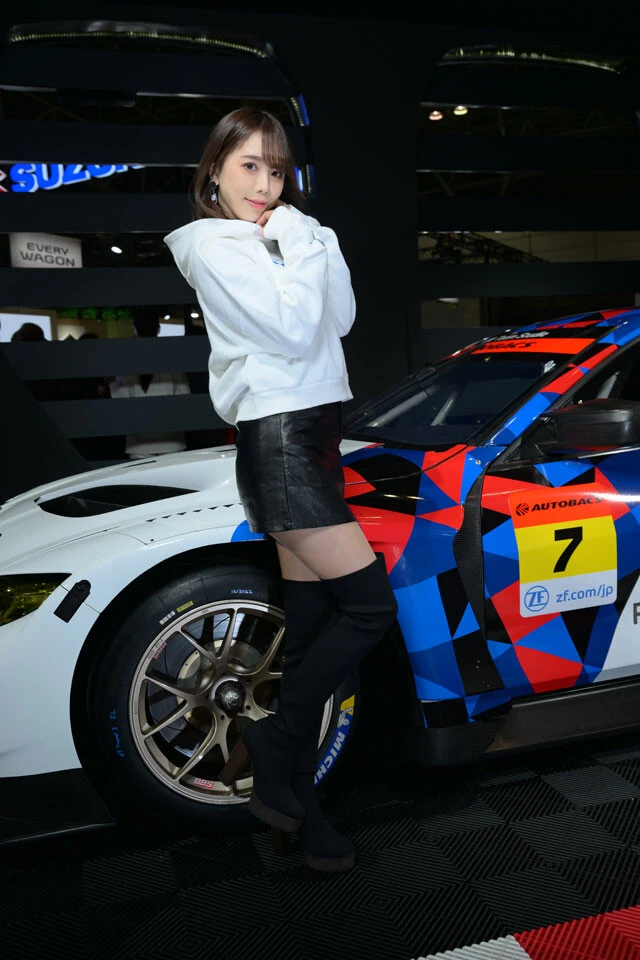 朝比奈果歩（BMW）