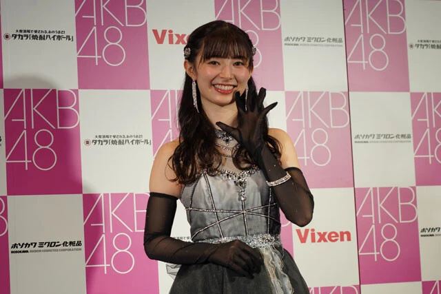 卒業ドレスでは珍しい黒をリクエストした武藤