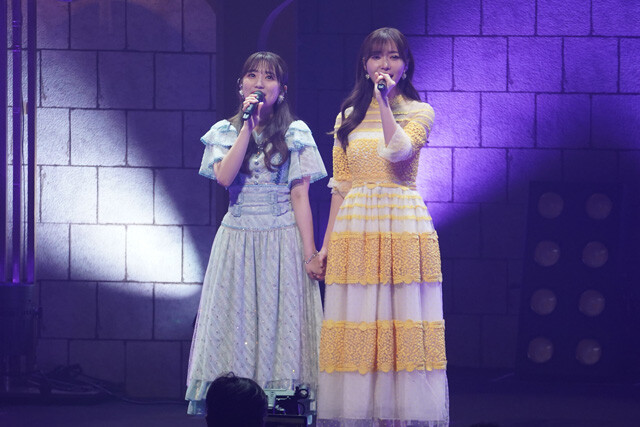 指原と『君の名は希望』を歌う