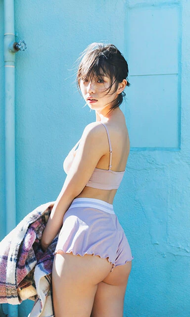 菊地姫奈デジタル写真集『春めく、ほのめく』／撮影：大辻隆広