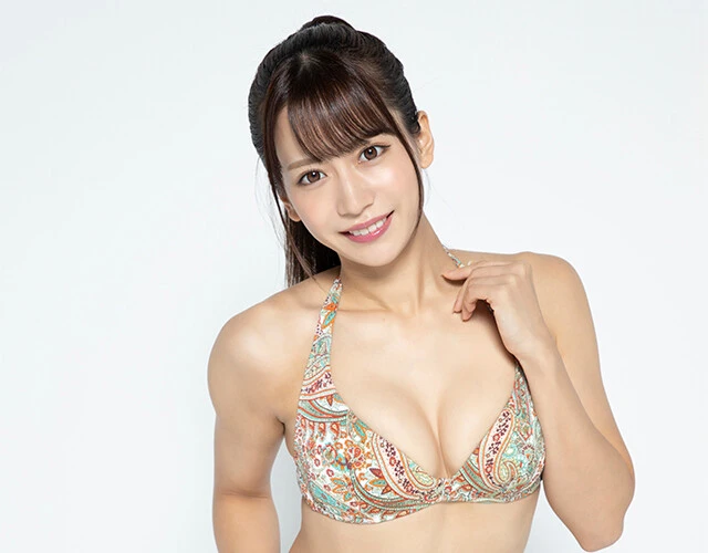 RISEラウンドガールでRQの癒し系軟体グラドル・桜りん「中高6年間新体操をやっていたので柔らかさは負けないです!」【北川昌弘のピックアップガール】