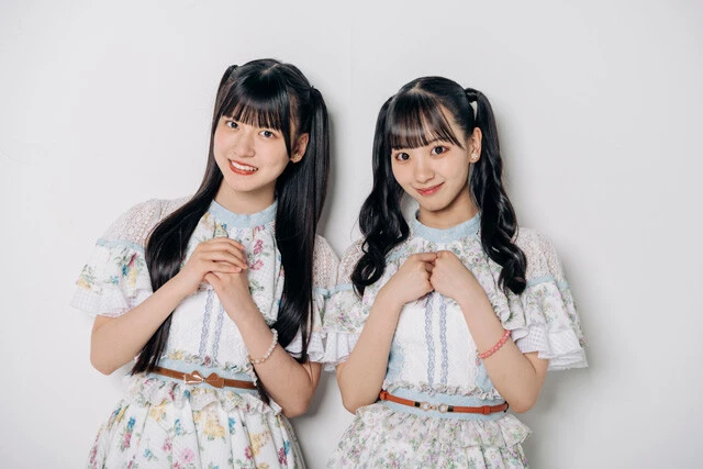 SKE48の林美澪（左）と末永桜花（右）