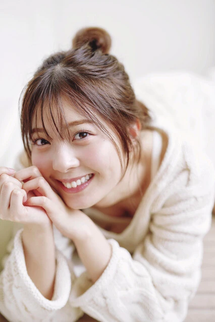 『週刊プレイボーイ』のグラビアに登場した星乃夢奈