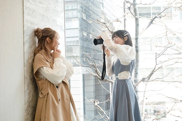 内田秀と村上奈津実