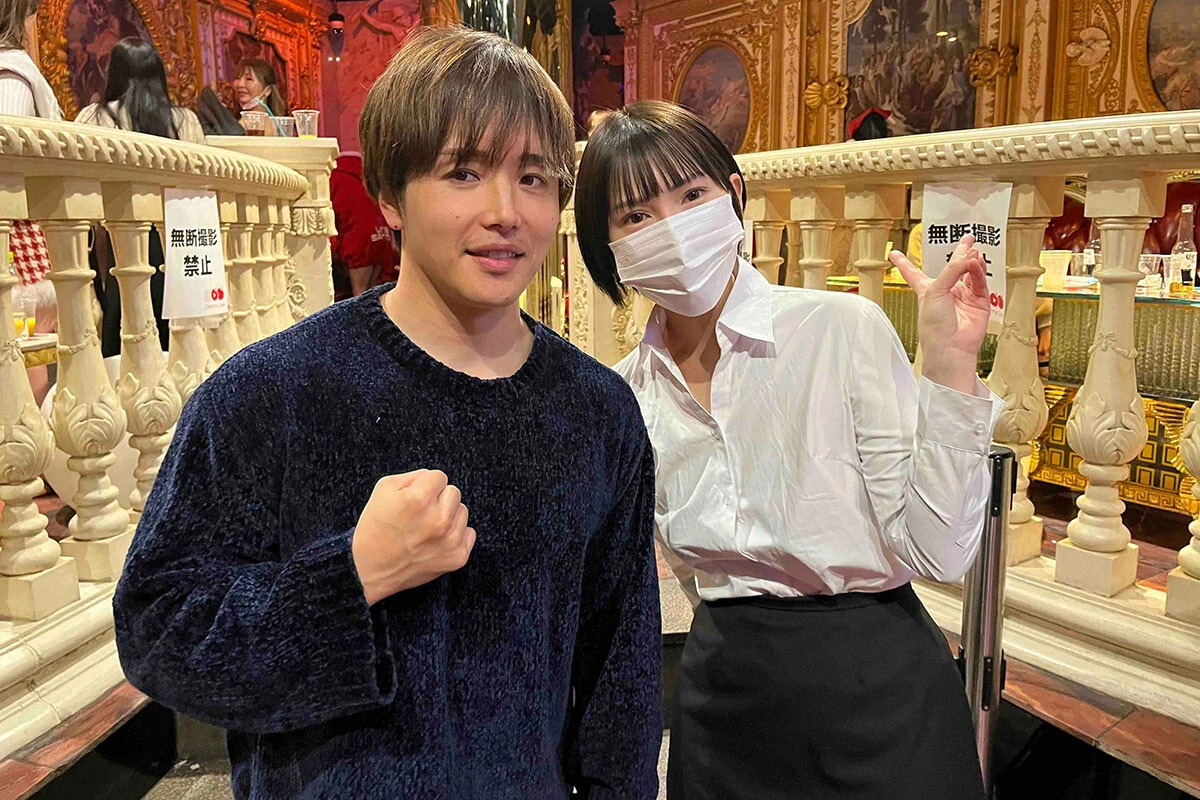 「丸の内OLレイナ」主催のえちえちクリスマスパーティに密着。✖✖した女性127人リスト流出のYouTuber・ぷろたんも参戦！