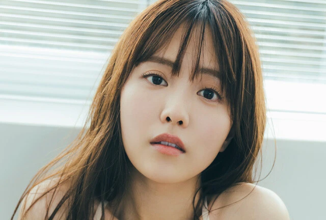 「準ミス青学2020」の新田さちかが水着グラビアに登場＆自身の会社を設立！