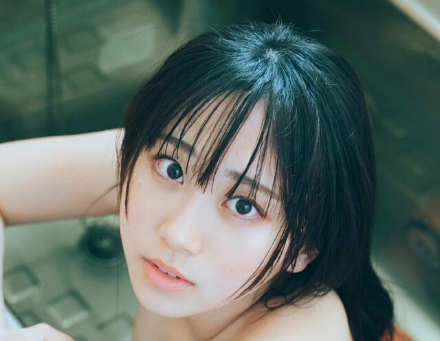 アイドルグループ・fishbowl所属の大白桃子が週プレのグラビアに水着で登場！「『桃白白（タオパイパイ）ちゃん』で覚えてください（笑）」