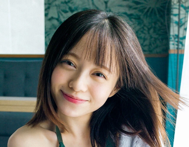 SNSで話題の山田せいあがグラビア登場「私のグラビアでハートが癒やされたなら任務達成です（笑）」