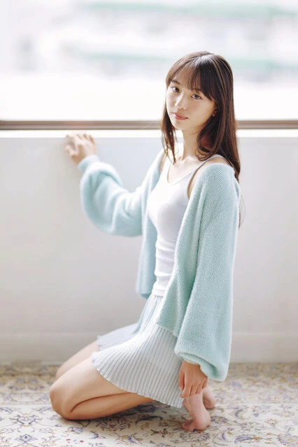 『週刊プレイボーイ』のグラビアに登場した松本麗世