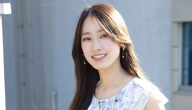 "令和最強のメリハリボディ"・澄田綾乃が語るグラビアへの思い「私の胸は『しずく型』と言われているらしいです(笑)」【初グラビア物語】