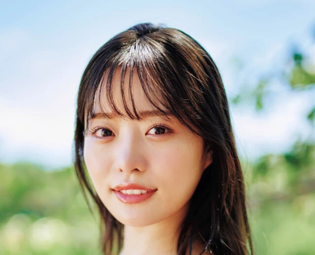 ロシアへのバレエ留学経験を持つ高鶴桃羽が初水着グラビアに挑戦！ 週プレにいきなり16P掲載の大抜擢!!