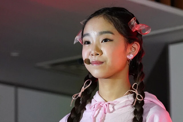 鷹宮玲亜（たかみや・れあ）15歳