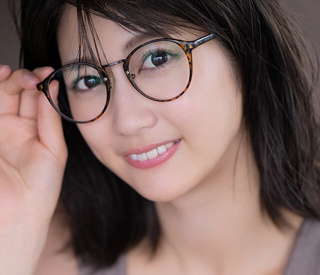 「女子アナらしくない」ABEMAアナウンサー・瀧山あかねがグラビア初挑戦!「努力して手に入れられるものなら全部欲しいと思う」