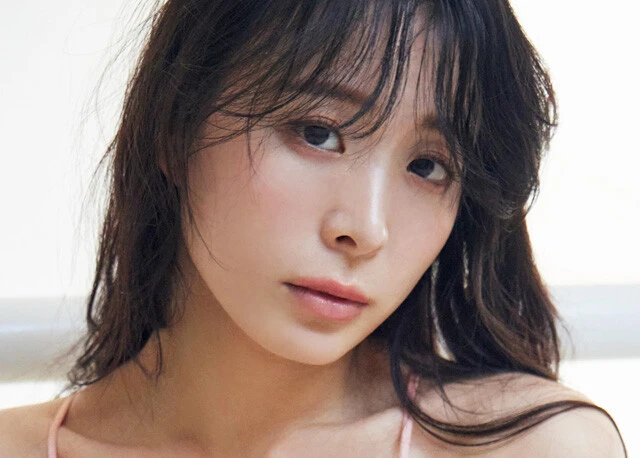 元北新地のNo.1キャバ嬢、清流あゆが週プレグラビアに初登場！「両親の会社が赤字になって始めた水商売。おかげで肝が据わりました！」