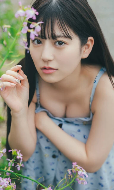 【デジタル限定】月足天音写真集『ストロベリーは乙女心』　(C)東 京祐／週刊プレイボーイ