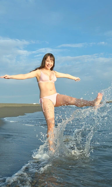 【デジタル限定】新谷真由写真集『シアワセノカタチ』　(C)石垣星児／週刊プレイボーイ