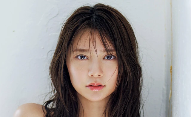 『仮面ライダーセイバー』の川津明日香が週プレグラビアに1年半ぶりの登場！「ライダーの現場で明るくなったって言われるんです」