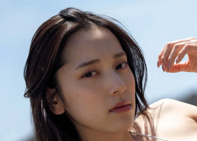 グラビアデビュー10周年の都丸紗也華、週刊プレイボーイに4年ぶりの登場「10年たっても中身はデビュー当初からほとんど変わっていません（笑）」