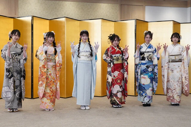 全員で辰ポーズ！