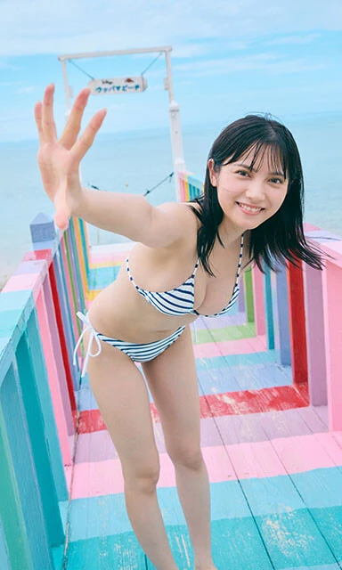 【大増量】桃月なしこ写真集『ENJOY SUMMER』より