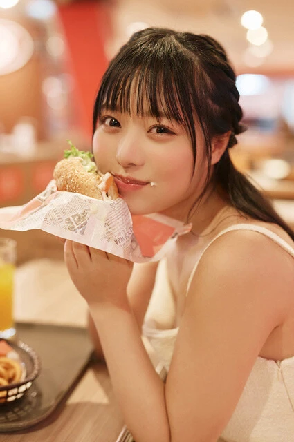 +Special『ずっとみててね』(撮影/熊谷貫)