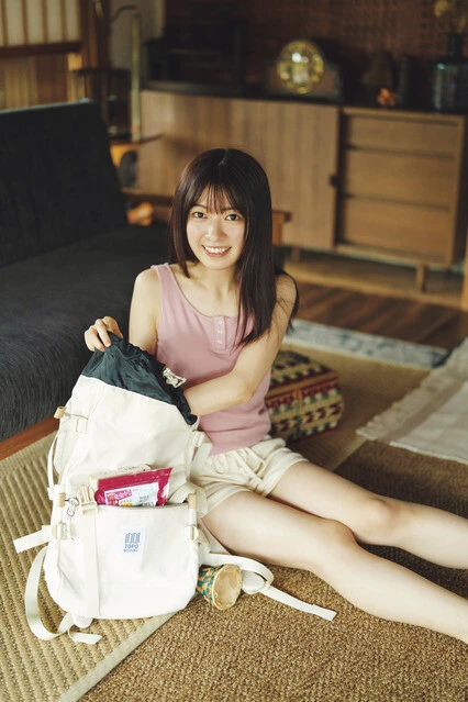 『週刊プレイボーイ』のグラビアに登場した鈴原希実