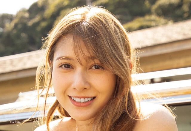 『仮面ライダーセイバー』で大ブレイクしたアンジェラ芽衣「今度は温泉でゆっくり撮影してみたいです」