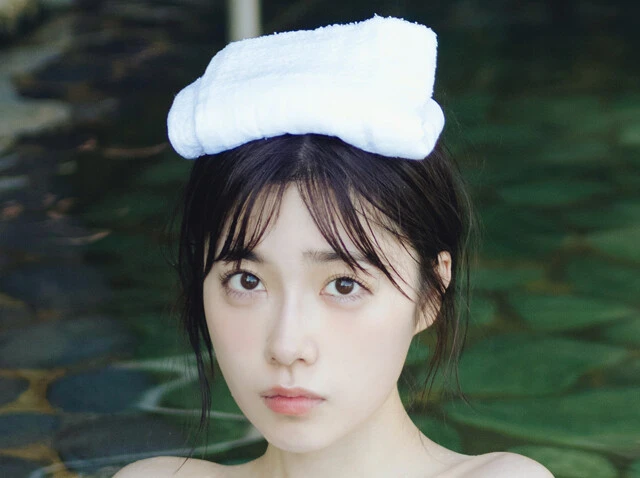 "シャニマス"声優・礒部花凜が週プレに水着で初登場！「ひとつの役と長い時間向き合えるっていうのは幸せなことだと思います」