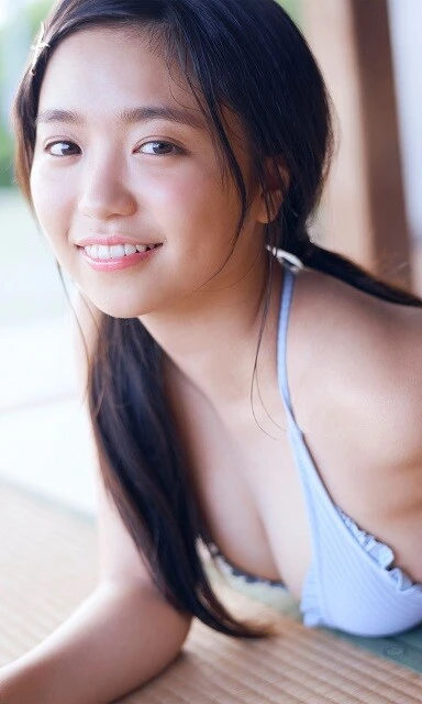 大原優乃デジタル写真集『晴れやか南国少女』（撮影／熊谷貫）より