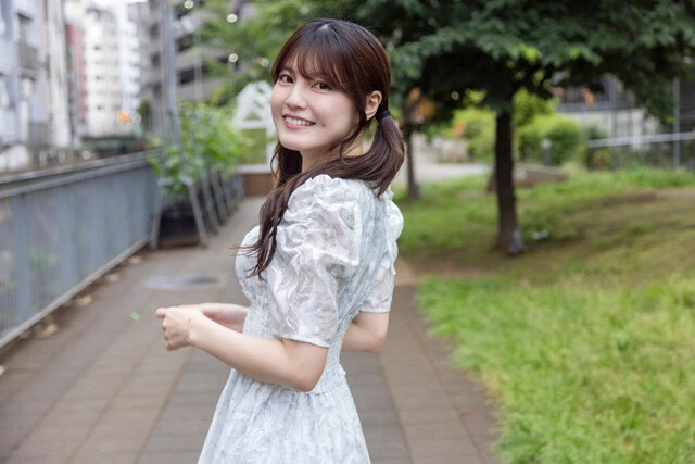 主人公(金丸紗希)