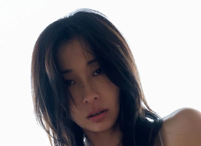 20年間の集大成。山崎真実がラスト写真集『カメリア』からのお宝カットを週プレ誌上にて公開!!