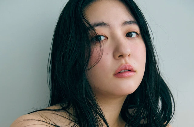 何かとバズっちゃう98cm・Ⅰカップボディの麻倉瑞季「今回の撮影でもヌーブラを破壊してしまいました(笑)」