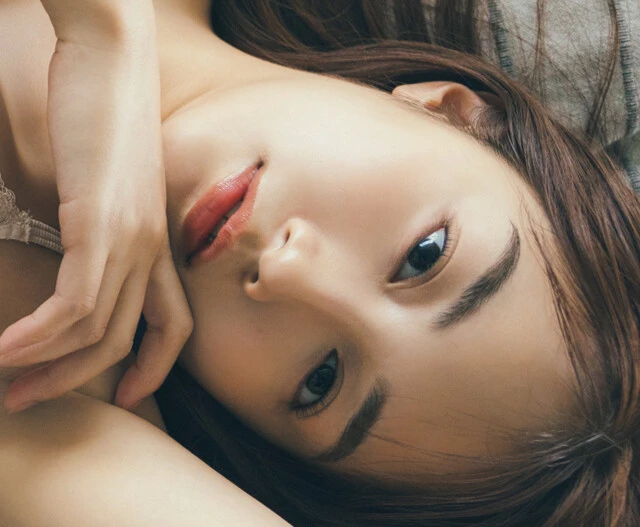 『王様のブランチ』出演中の黒木ひかりが週プレのグラビアに帰ってきた!「撮影中に蚊にお尻を刺されてずっとかゆかったです(笑)」