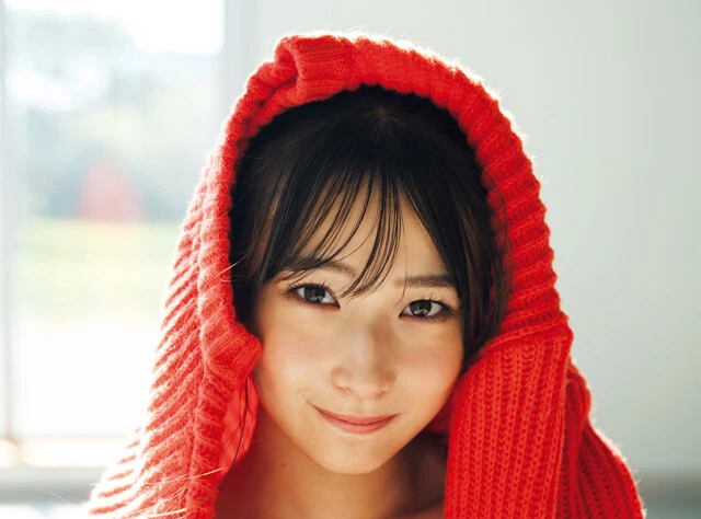 『めざましテレビ』の"イマドキガール"・柚来しいなが週プレで水着グラビアに初挑戦！