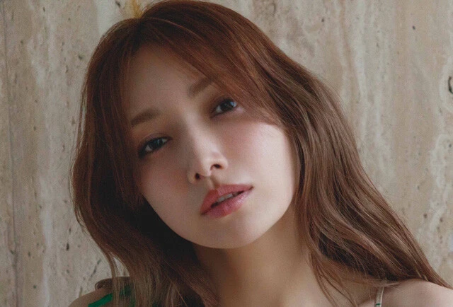 後藤真希、デビュー25周年記念写真集『flos』の衝撃カット秘話を公開「これまでの写真集の中で今回が一番チャレンジしてます」