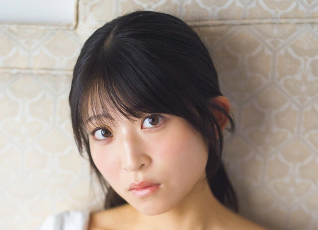 「ミスFLASH2023」グランプリの8頭身美女・井上晴菜が週プレ初登場「私にとってのグラビアは芸能のお仕事のきっかけを与えてくれた一番輝ける場所」
