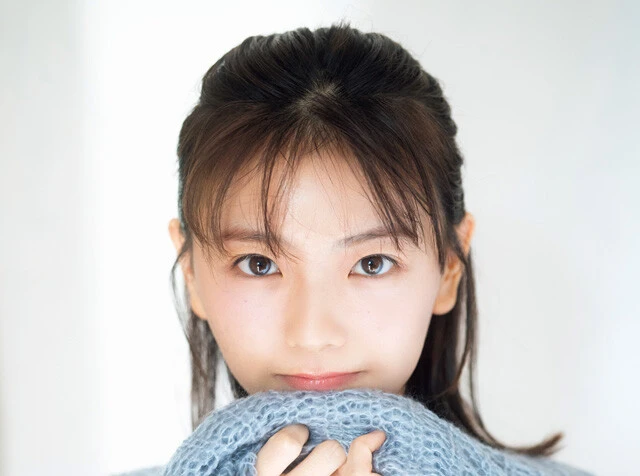 女優・大熊杏優、週プレで過去最高に大人っぽいグラビアに挑戦！「これだけ髪の長いグラビアはとってもレアです」