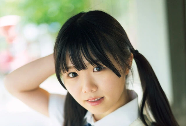 デビュー間もない17歳の鈴もも、週プレグラビアに初登場！「撮影前日は遠足みたいに楽しみにしていました！」