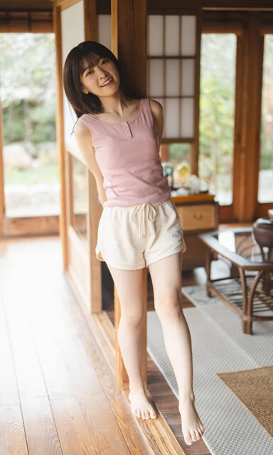 【デジタル限定】鈴原希実 VOICE PHOTO BOOK『はじめてのひとり旅。』　(C)HIROKAZU／週刊プレイボーイ