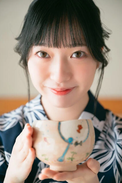 カンカン自前のかわいいお茶碗。浴衣も似合ってます！