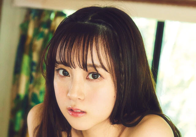 "橋本環奈すぎる"で大バズりの美女・中川 心が週プレのグラビアに登場「橋本環奈さんの大ファンだったのでうれしかったです」